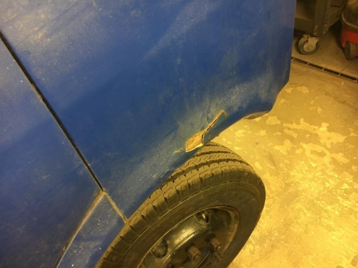 Vauxhall Bedford Cf Service Van 01 Medium