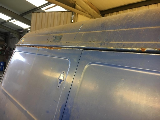 Vauxhall Bedford Cf Service Van 03 Medium