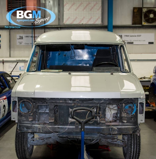 Vauxhall Bedford Cf Service Van 11 Medium