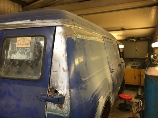 Vauxhall Bedford Cf Service Van 13 Medium