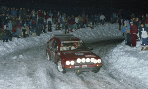 Lancia Delta S4 01 Medium