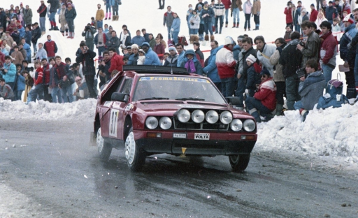 Lancia Delta S4 09 Medium